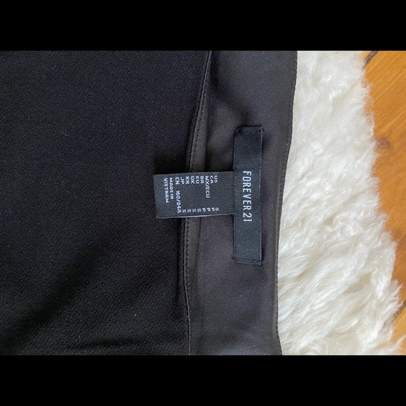 Little black dress - Picture 3 of 4